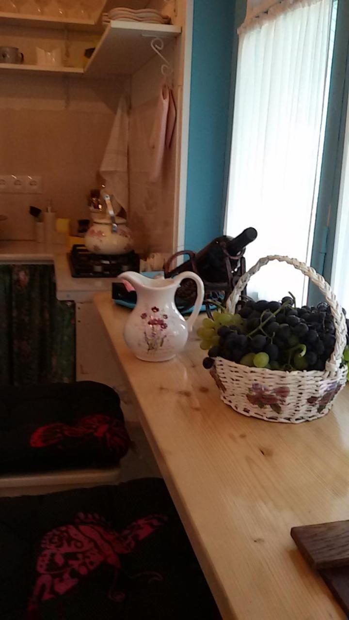 דירות Tsinandali Nino'S House מראה חיצוני תמונה